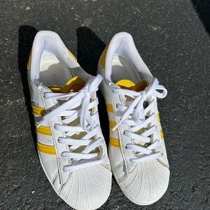 Adidas superstar originals size 7